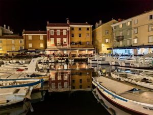cres by night