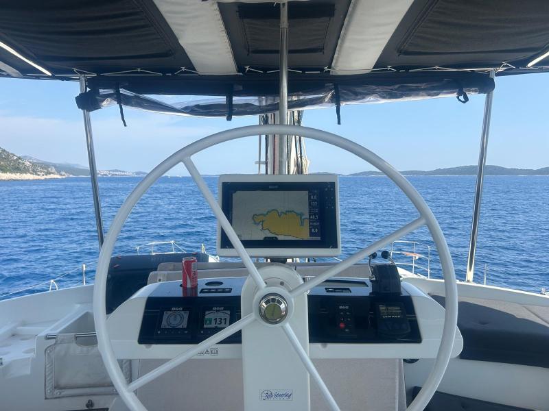 lagoon-52-catamaran-charter-croatia